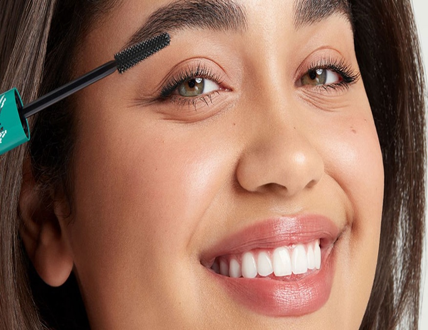 Smudge-Proof Mascaras